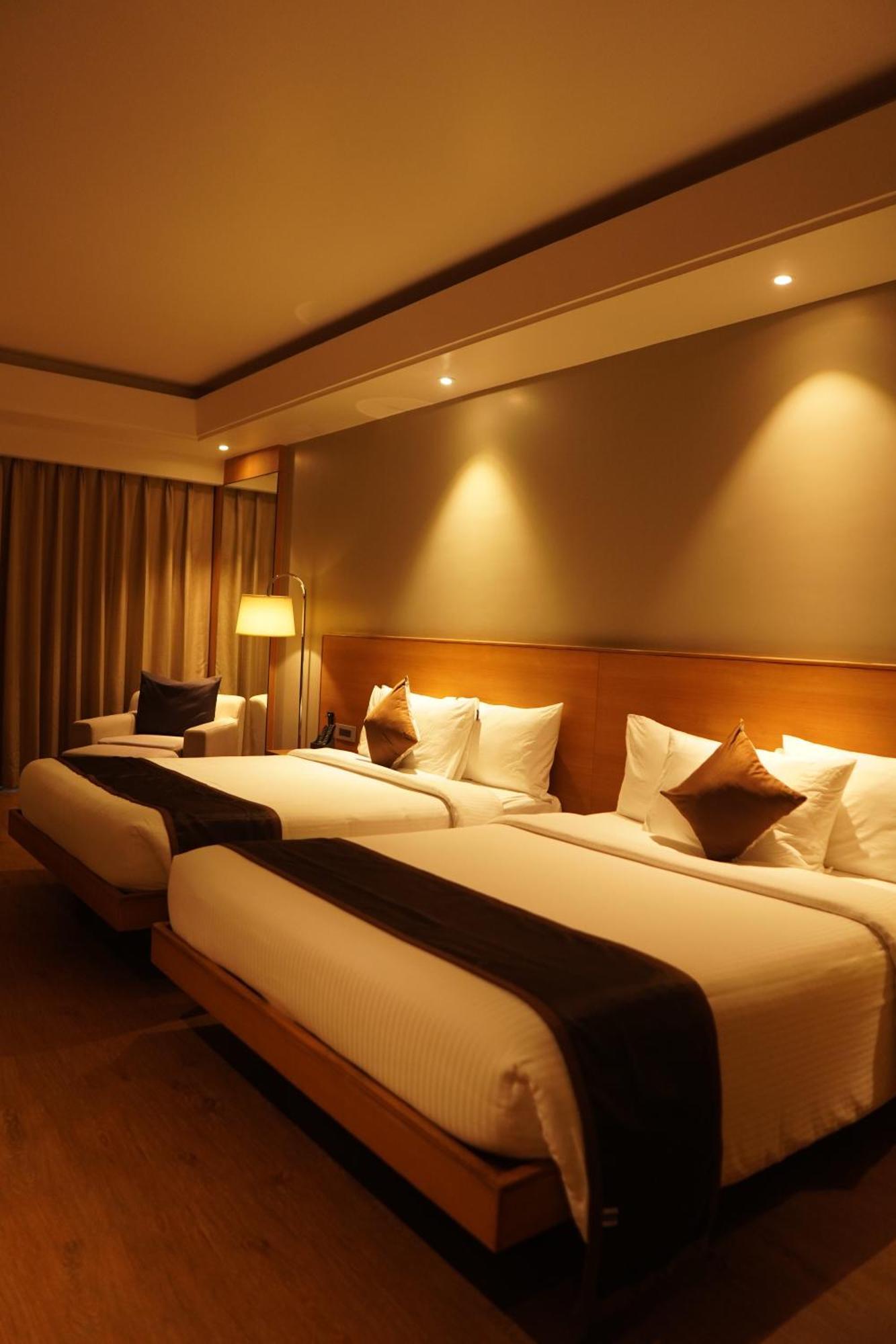 Kiranshree Grand Hotel Guwahati Eksteriør billede