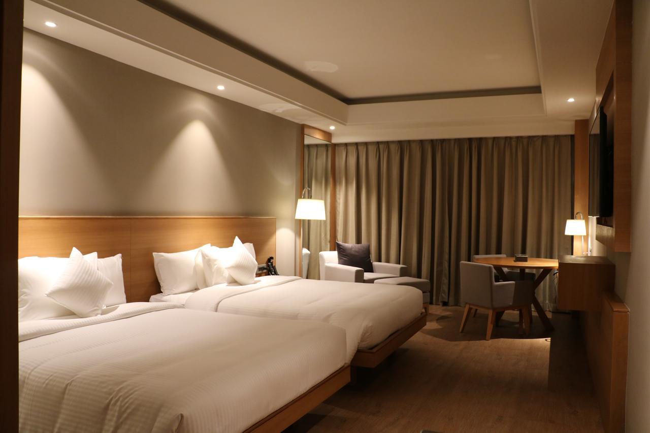 Kiranshree Grand Hotel Guwahati Eksteriør billede