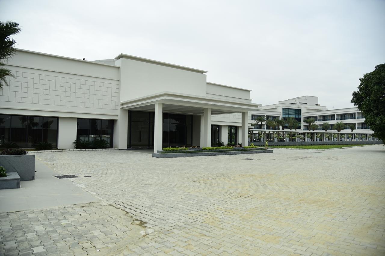 Kiranshree Grand Hotel Guwahati Eksteriør billede
